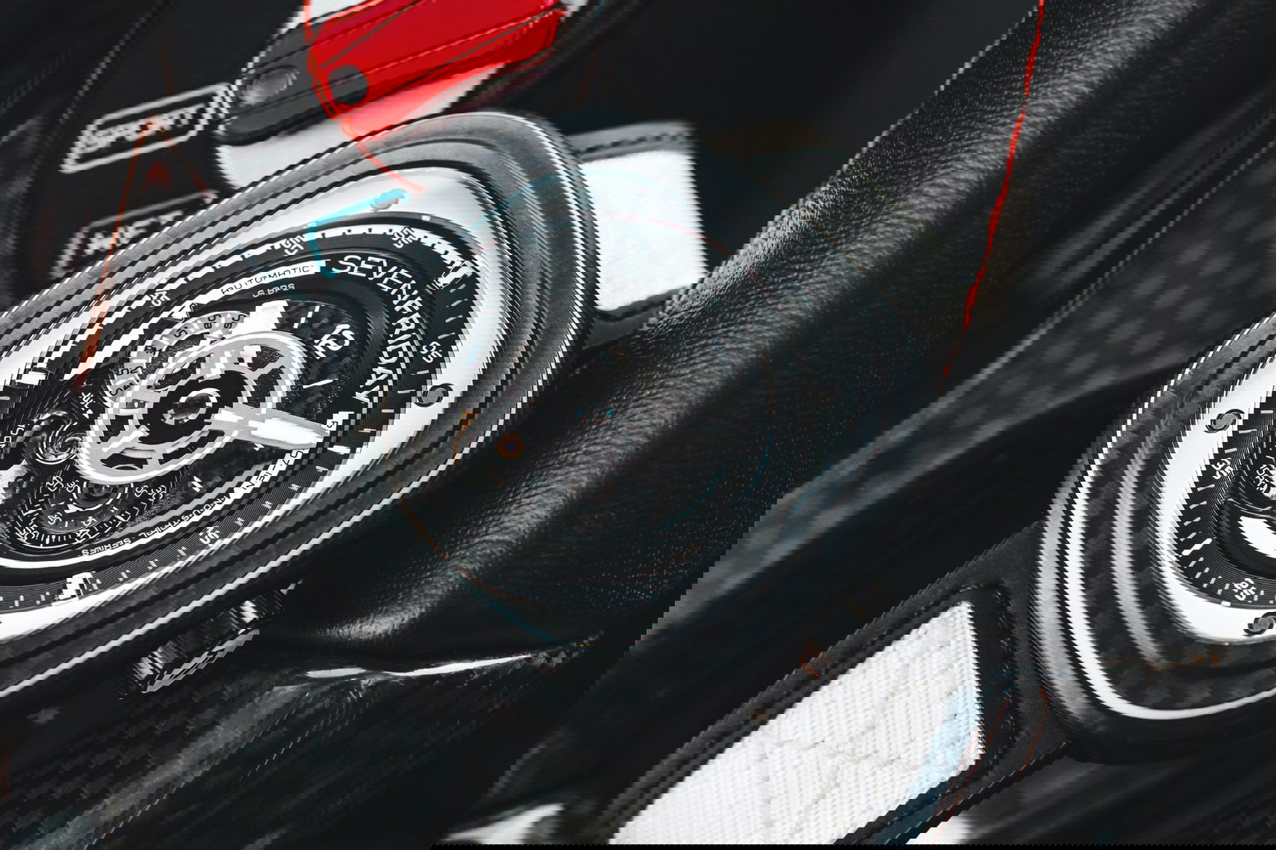 P3C/07 White Carbon - Image 5