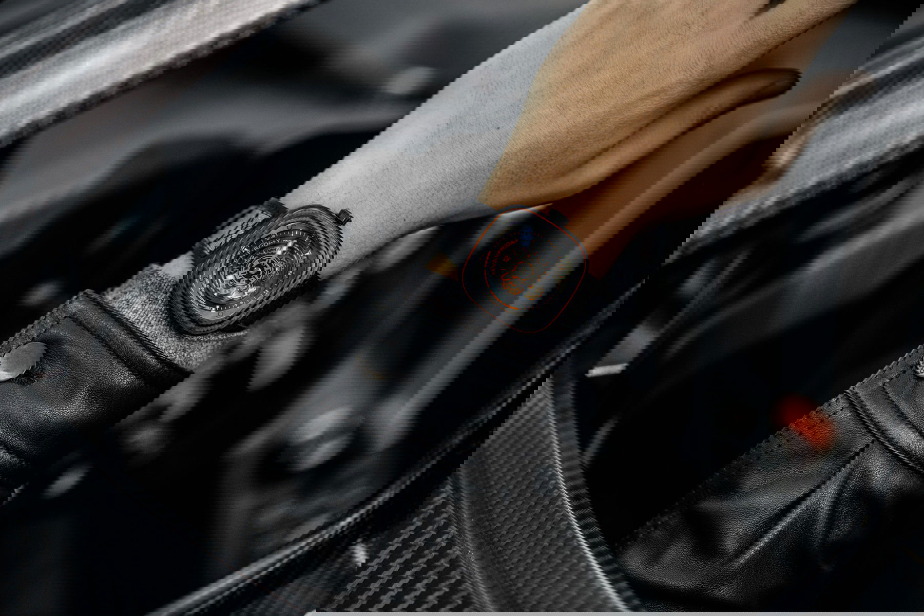 P3C/09 Orange Carbon - Image 6