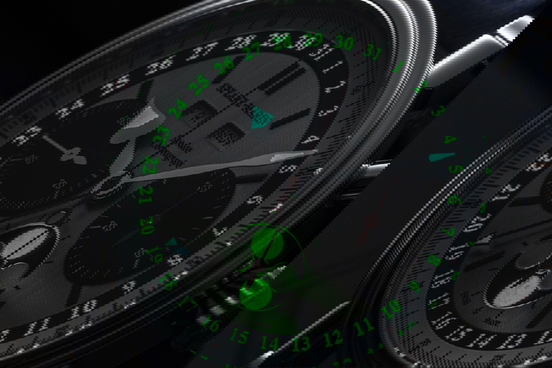 London Chronograph Triple Date - Image 2