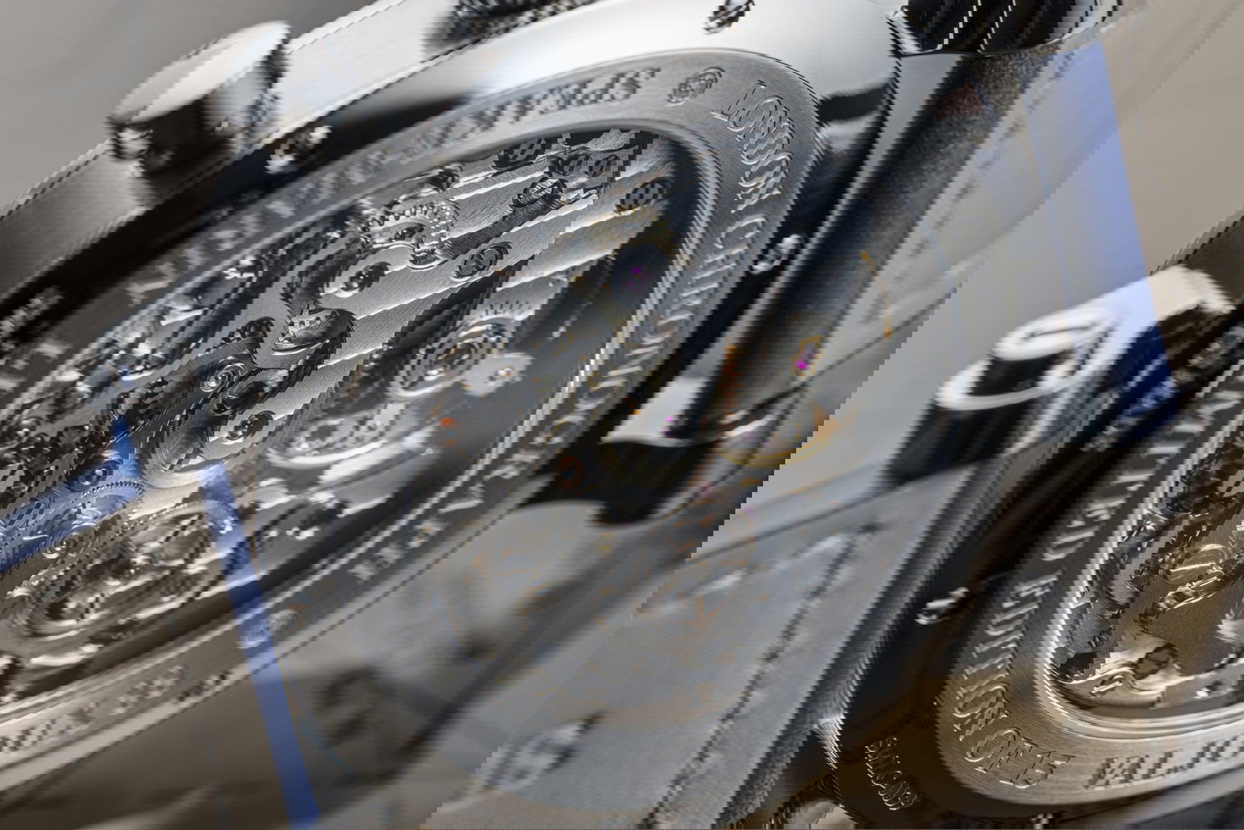 London Chronograph Triple Date - Image 6