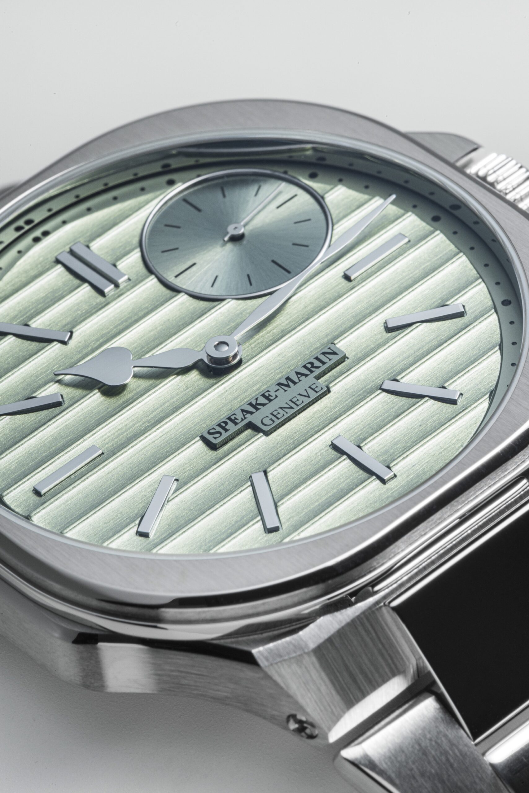 Ripples Metallic Green - Image 10