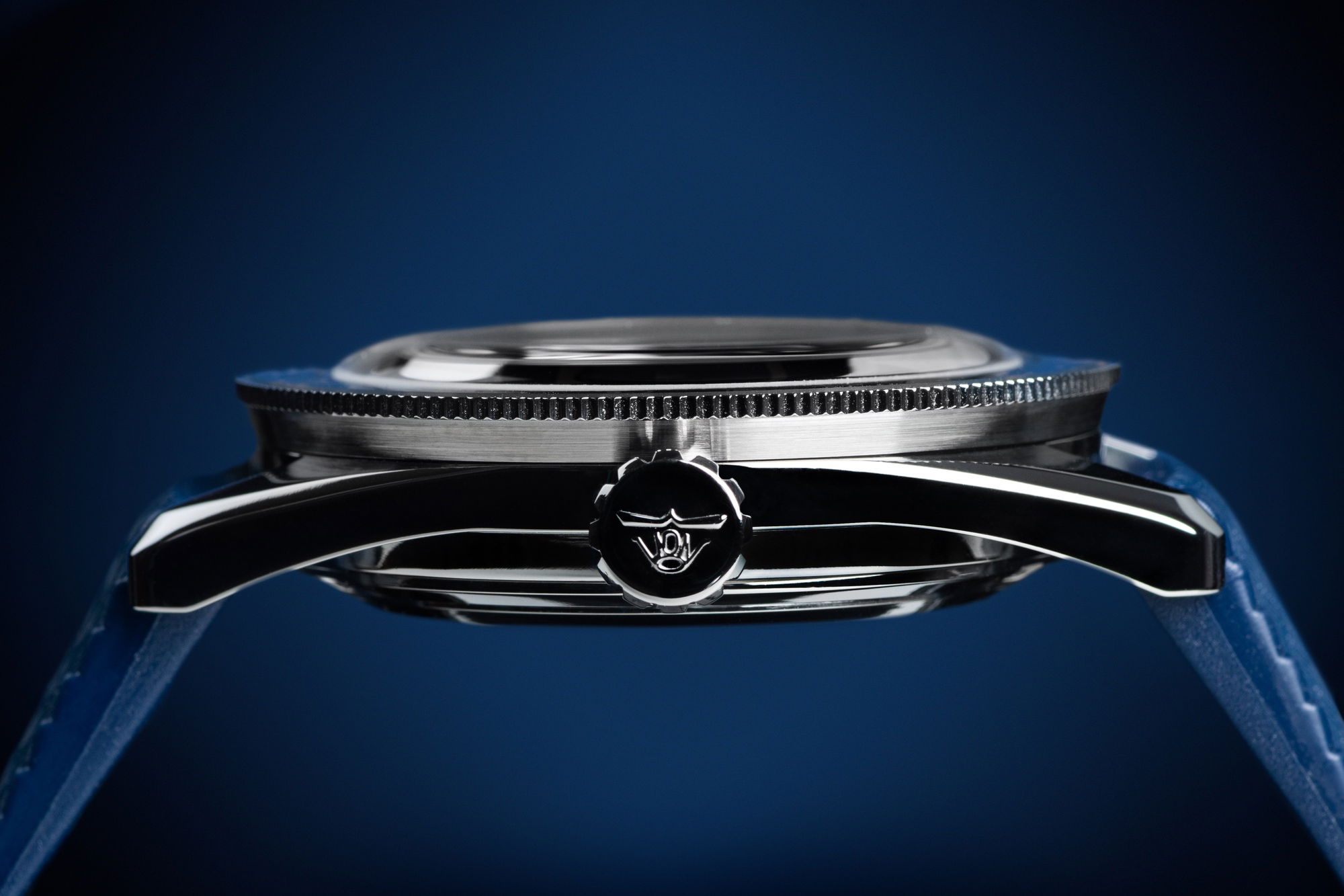 Sub-39 GMT Vintage Blu - Image 6