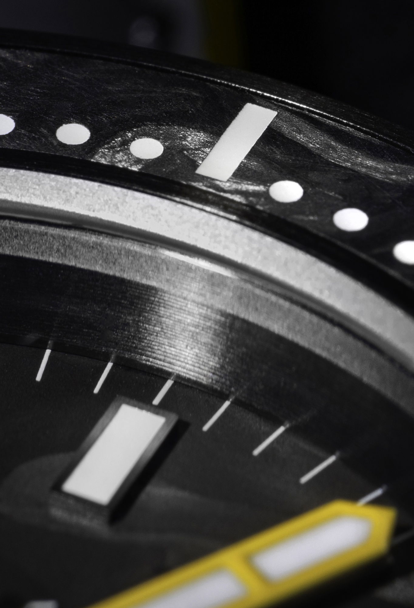 T-183 Forged Carbon Yellow - Image 7