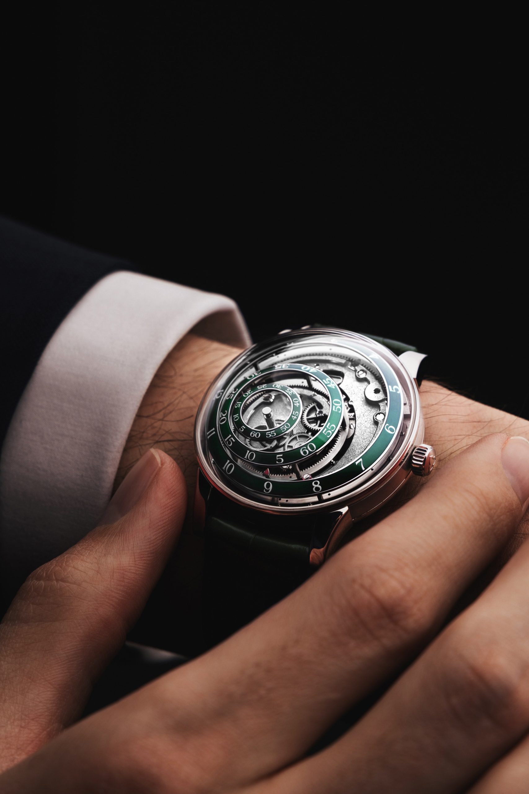 Une Folle Journée Rhodium Plated Green - Image 3