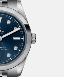 Alternative view of BLACK BAY ONE 36 M79640-0005