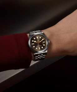 Alternative view of BLACK BAY ONE 39 M79660-0001