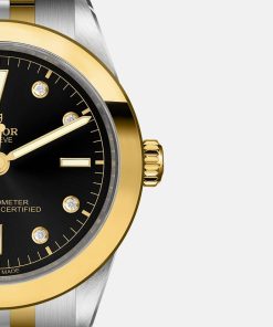 Alternative view of BLACK BAY ONE 39 S&G M79663-0006