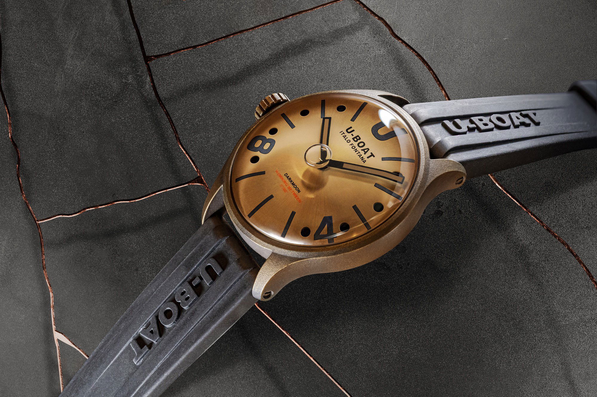 Darkmoon 44 BR Black Vintage - Image 4