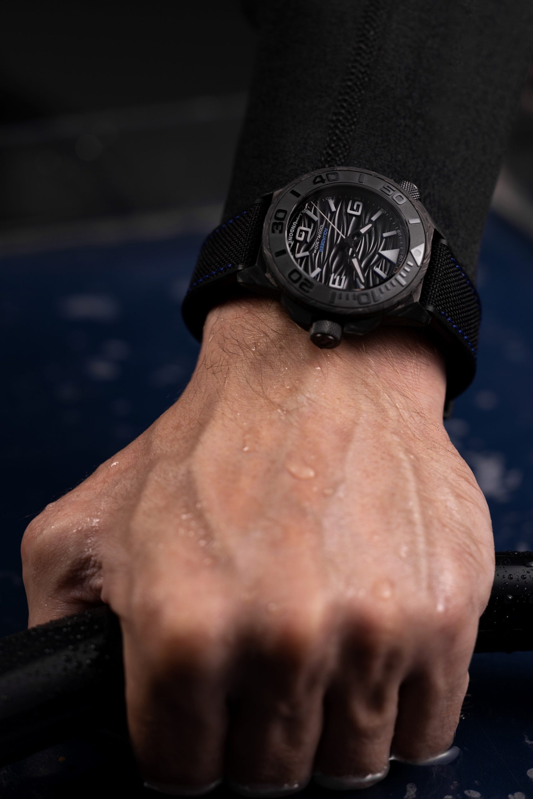 Aqua Carbon Maggy - Image 9