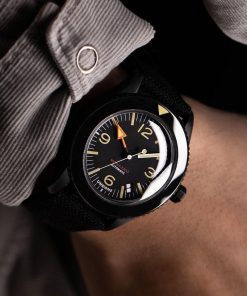 Alternative view of Basecamp Classic Blackout Automatic