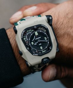 Alternative view of EMC Time Hunter Sand