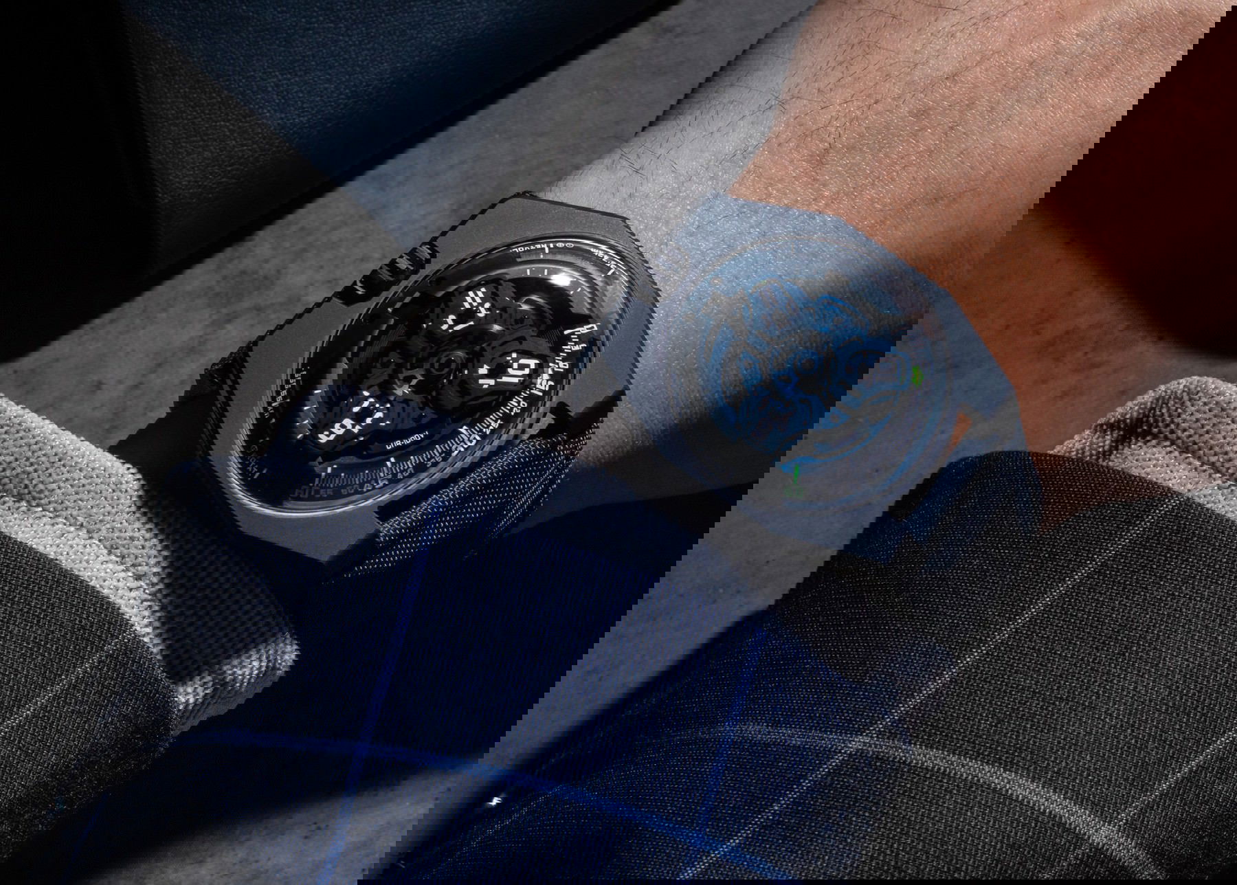 UR-100V Blue - Image 3