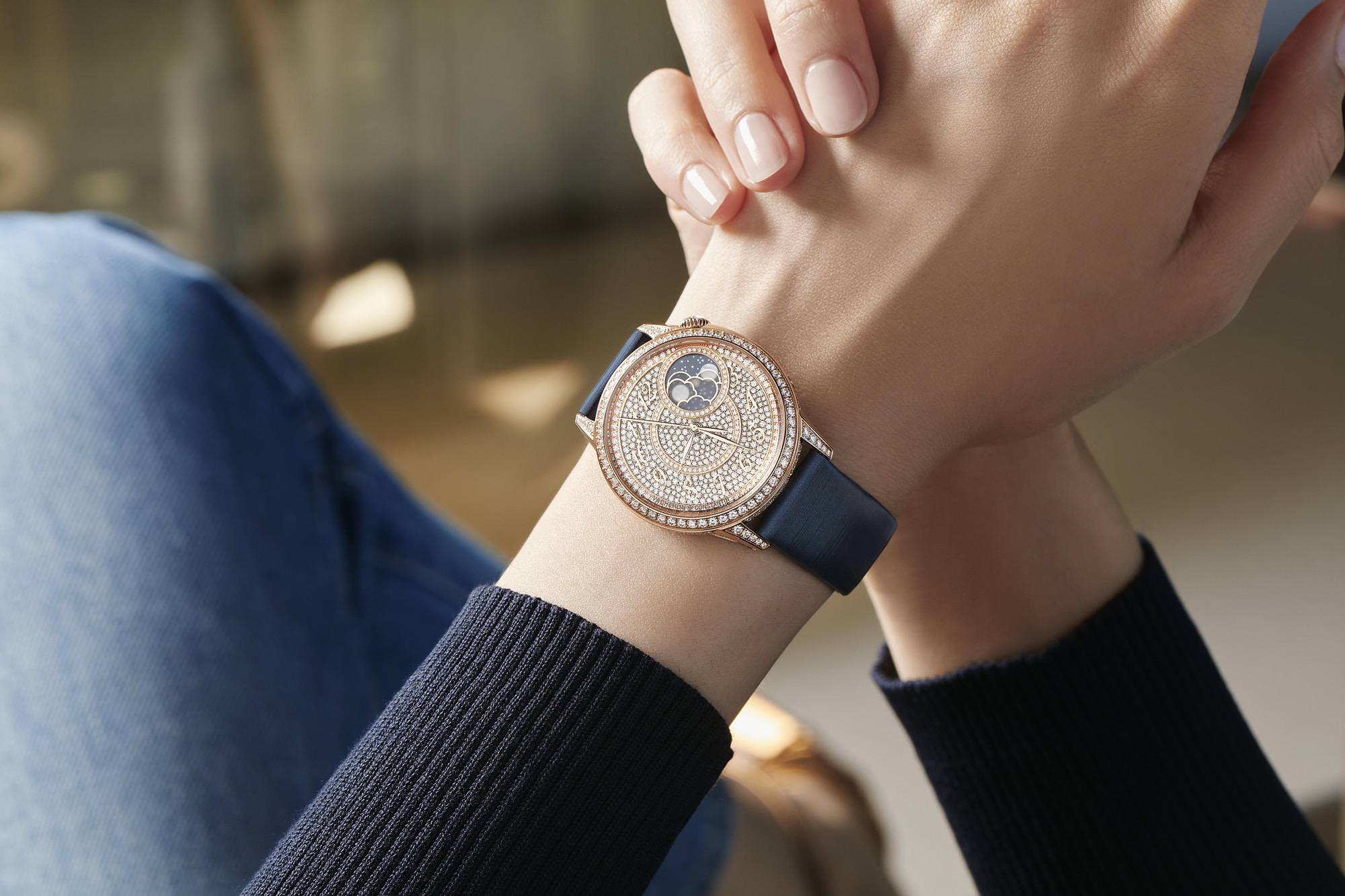 Égérie Moon Phase Diamond-Paved - Image 3