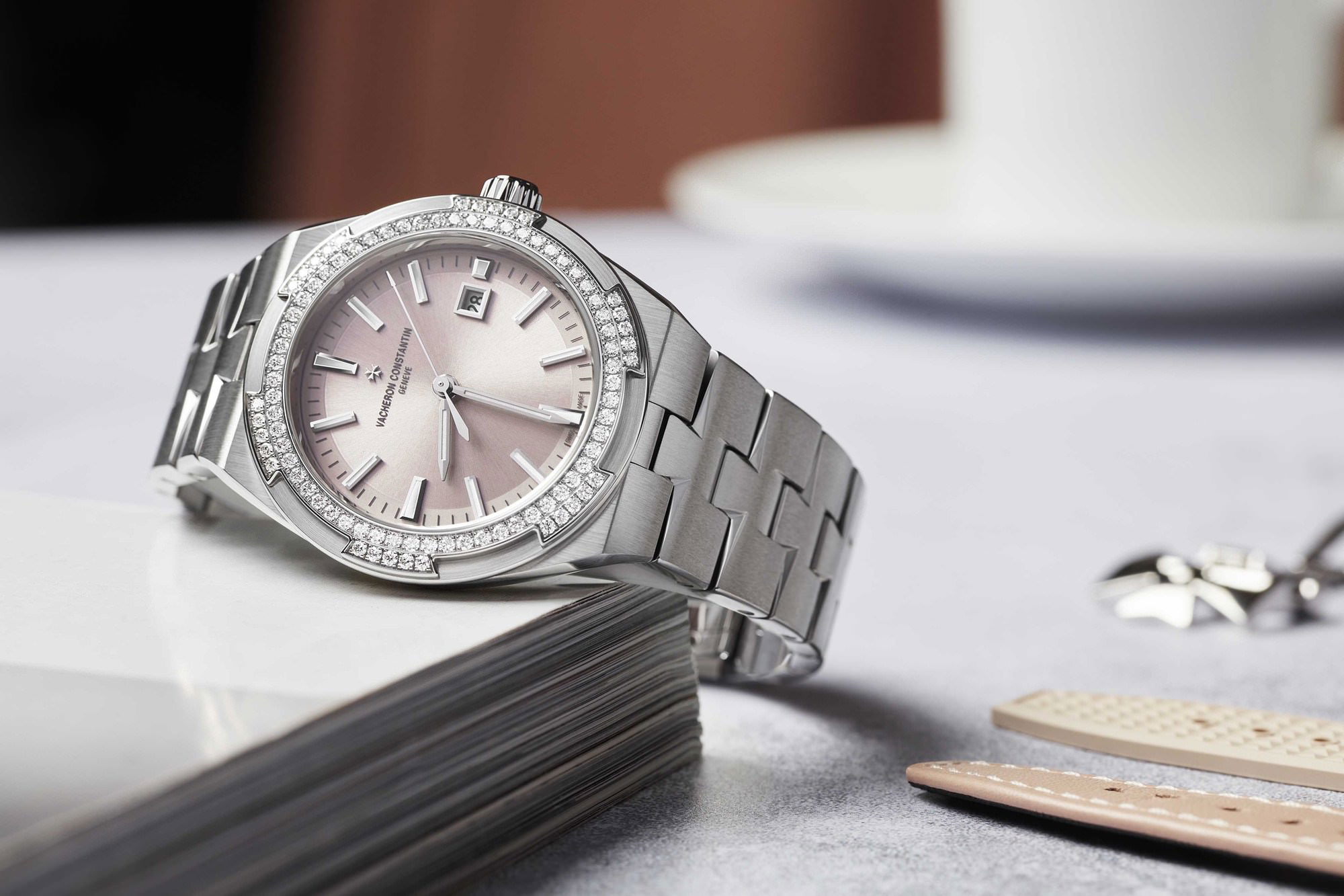 Overseas Self-Winding - Image 2