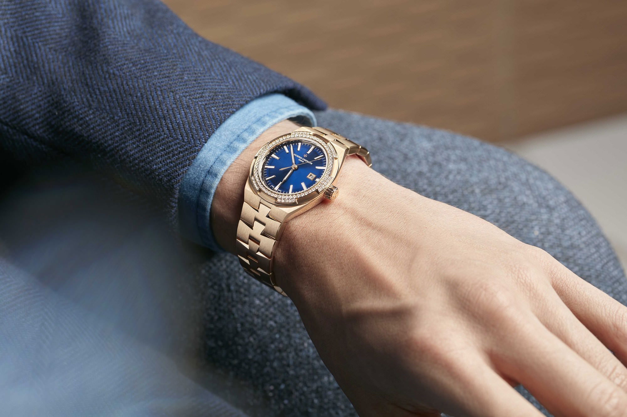 Overseas Self-Winding - Image 12