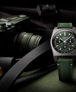 Alternative view of Chronomaster Revival Safari